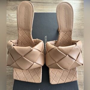 Bottega Veneta The Lido Sandals in Cipria 37 7 Womens High Heels